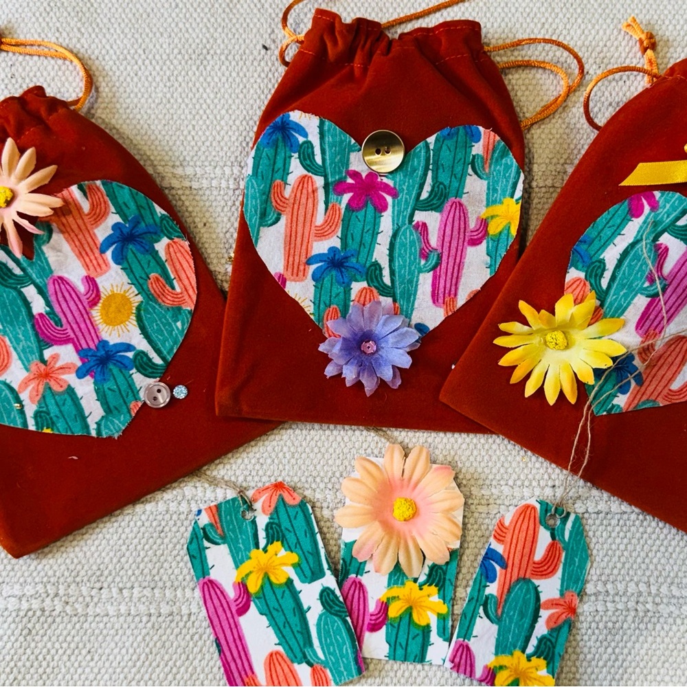 velvet Cactus Drawstring Bags & tags - Picture 4 of 4